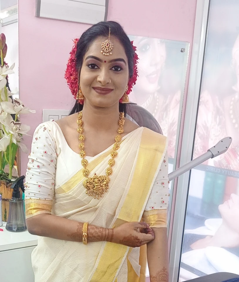 Mizhi Beauty Clinic Kalarcode Alappuzha Beauty Care and Makeup Clinic Kerala
